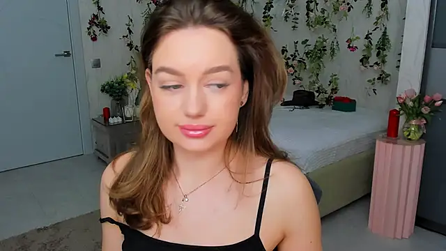 MiracleCurly online show from March 2026 04:11:02 PM