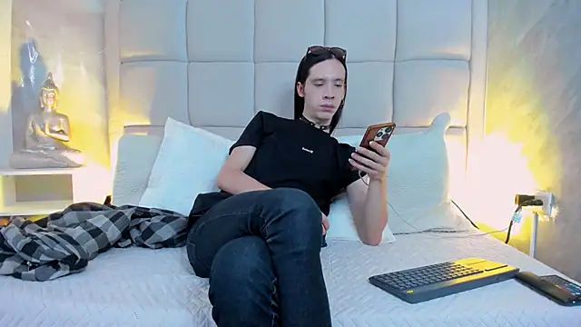 Hecatee 77 online show from November 2025 07:23:02 PM