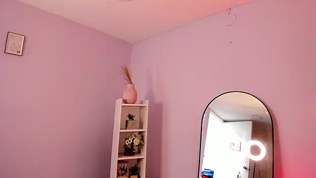  aish a  online show from March 2025 07:06:02 PM