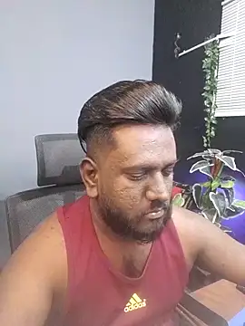 Snapshot of Rayansmith_ chatting on December 2025 10:04:02 PM Rayansmith online show from December 2025 10:04:02 PM