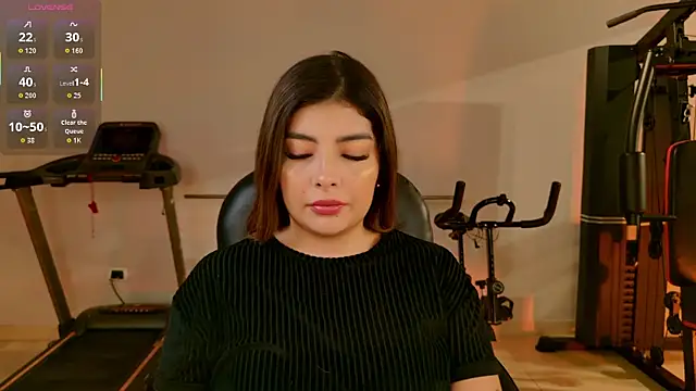 Snapshot of LisaMonroe_ chatting on April 2026 11:37:01 AM LisaMonroe online show from April 2026 11:37:01 AM