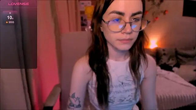 Snapshot of _selectrra chatting on March 2026 06:35:02 PM selectrra online show from March 2026 06:35:02 PM