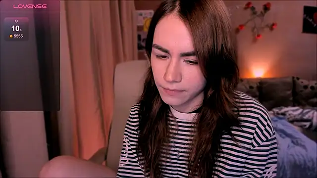 Snapshot of _selectrra chatting on April 2026 08:42:02 PM selectrra online show from April 2026 08:42:02 PM