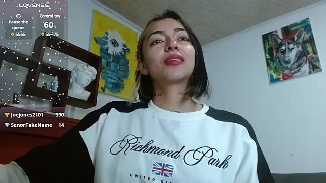 Snapshot of ZoeBakers_ chatting on March 2025 11:48:01 AM ZoeBakers online show from March 2025 11:48:01 AM