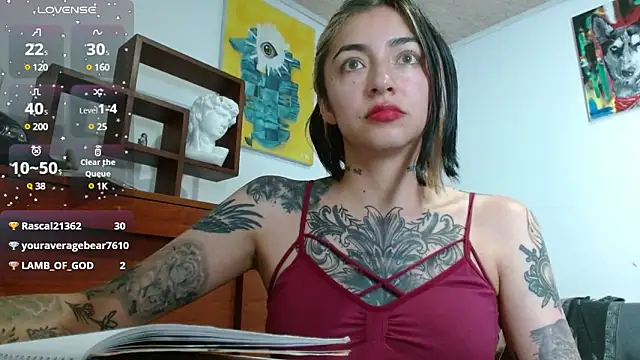 Snapshot of ZoeBakers_ chatting on March 2025 12:19:01 AM ZoeBakers online show from March 2025 12:19:01 AM