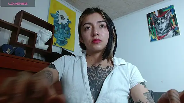 Snapshot of ZoeBakers_ chatting on March 2025 12:18:02 AM ZoeBakers online show from March 2025 12:18:02 AM