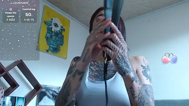 Snapshot of ZoeBakers_ chatting on October 2025 09:24:01 PM ZoeBakers online show from October 2025 09:24:01 PM