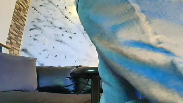 Sophie LittleS online show from December 2025 01:19:01 PM