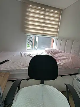 Snapshot of Zoe_olsen chatting on April 2026 04:40:01 PM Zoe olsen online show from April 2026 04:40:01 PM