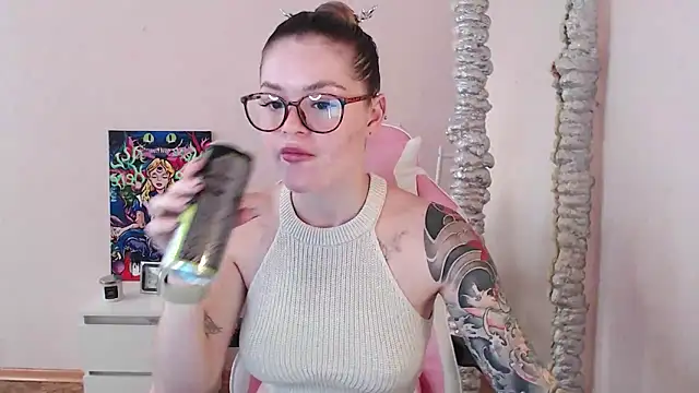 Snapshot of miaacatt chatting on October 2025 07:16:01 AM miaacatt online show from October 2025 07:16:01 AM