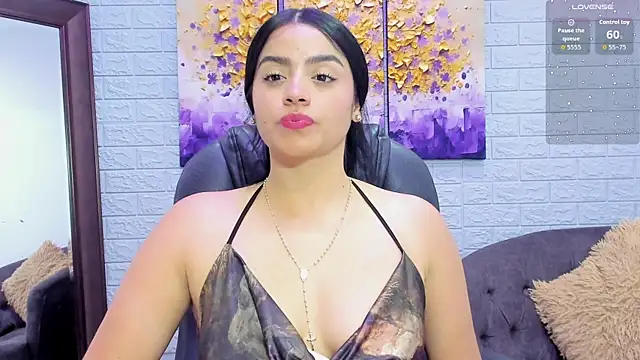 Paula Desousa online show from September 2025 07:39:02 PM