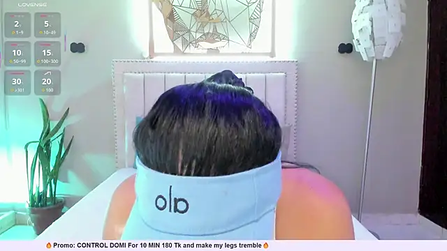 Paula Desousa online show from November 2025 07:37:02 PM