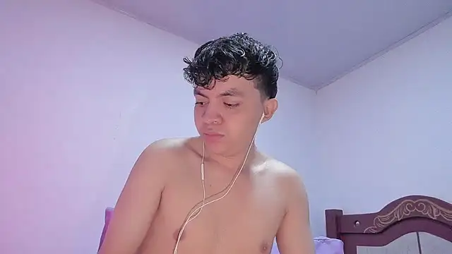 Lucaas King online show from February 2025 12:38:02 PM