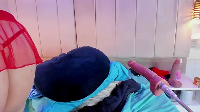 jade swet online show from February 2025 12:27:01 PM