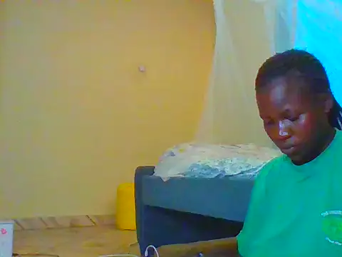 Snapshot of prettychic5 chatting on March 2026 07:33:02 AM prettychic5 online show from March 2026 07:33:02 AM