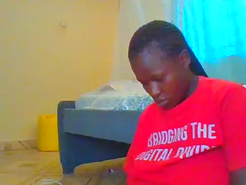 Snapshot of prettychic5 chatting on March 2026 08:18:01 AM prettychic5 online show from March 2026 08:18:01 AM