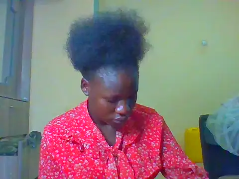 Snapshot of prettychic5 chatting on March 2026 11:48:02 AM prettychic5 online show from March 2026 11:48:02 AM