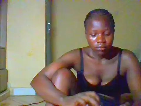 Snapshot of prettychic5 chatting on March 2026 04:06:02 PM prettychic5 online show from March 2026 04:06:02 PM