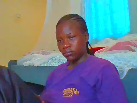 Snapshot of prettychic5 chatting on April 2026 06:38:01 AM prettychic5 online show from April 2026 06:38:01 AM