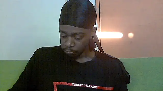 Snapshot of BIGDICKMULLAH chatting on December 2025 04:07:01 AM BIGDICKMULLAH online show from December 2025 04:07:01 AM