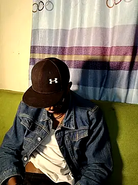 Snapshot of BIGDICKMULLAH chatting on March 2026 12:18:02 AM BIGDICKMULLAH online show from March 2026 12:18:02 AM