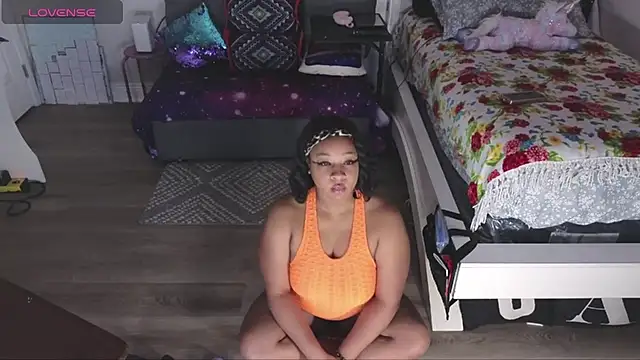 temptressbeauty24 online show from December 2024 04:42:02 AM