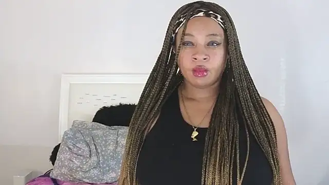 temptressbeauty24 online show from December 2024 01:39:01 PM