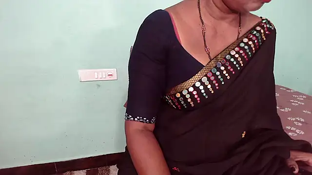 Snapshot of shrutitelugu69 chatting on June 2026 04:31:01 PM shrutitelugu69 online show from June 2026 04:31:01 PM