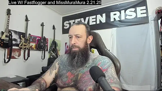 Snapshot of StevenRiseNYC chatting on February 2025 10:25:01 PM StevenRiseNYC online show from February 2025 10:25:01 PM