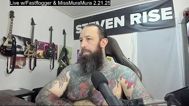 Snapshot of StevenRiseNYC chatting on February 2025 11:08:02 PM StevenRiseNYC online show from February 2025 11:08:02 PM