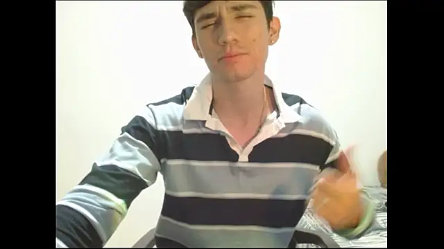 Snapshot of ChicoMaloFfF chatting on March 2026 12:19:01 AM ChicoMaloFfF online show from March 2026 12:19:01 AM