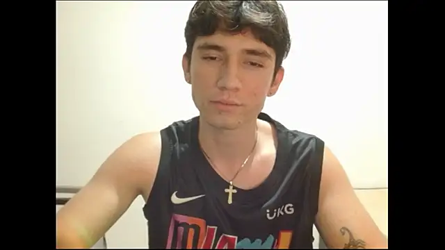 Snapshot of ChicoMaloFfF chatting on March 2026 10:35:01 PM ChicoMaloFfF online show from March 2026 10:35:01 PM