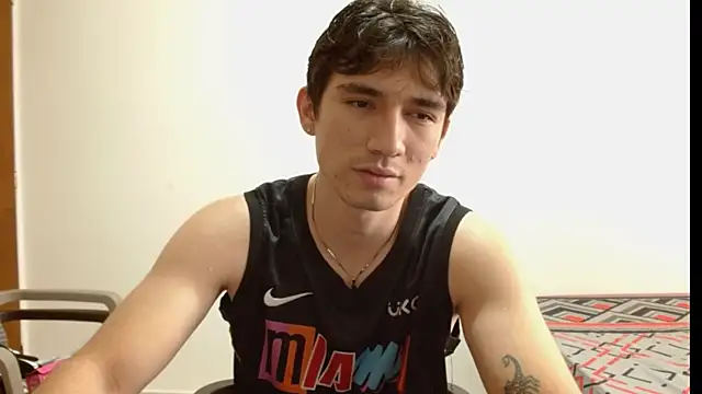 Snapshot of ChicoMaloFfF chatting on March 2026 07:35:01 PM ChicoMaloFfF online show from March 2026 07:35:01 PM