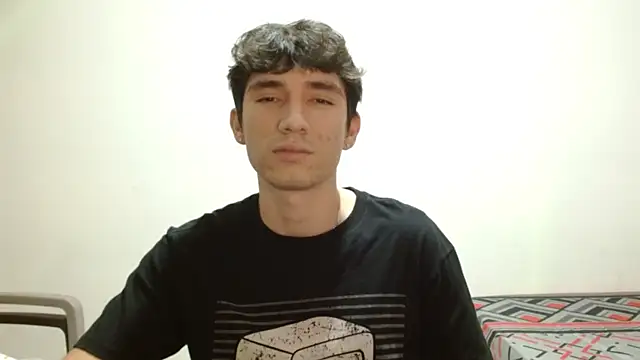 Snapshot of ChicoMaloFfF chatting on March 2026 12:23:02 AM ChicoMaloFfF online show from March 2026 12:23:02 AM