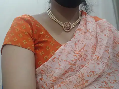 Snapshot of Lovely_Siri_23 chatting on April 2026 08:07:02 AM Lovely Siri 23 online show from April 2026 08:07:02 AM