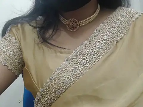 Snapshot of Lovely_Siri_23 chatting on April 2026 09:14:01 AM Lovely Siri 23 online show from April 2026 09:14:01 AM