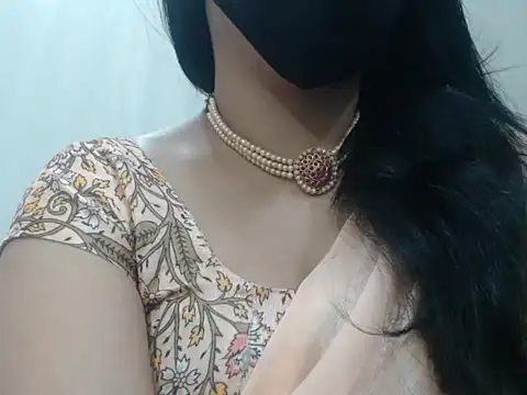 Snapshot of Lovely_Siri_23 chatting on July 2026 07:04:01 PM Lovely Siri 23 online show from July 2026 07:04:01 PM