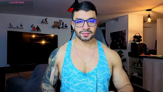 Snapshot of Michael_Diamond chatting on March 2026 02:19:02 AM Michael Diamond online show from March 2026 02:19:02 AM