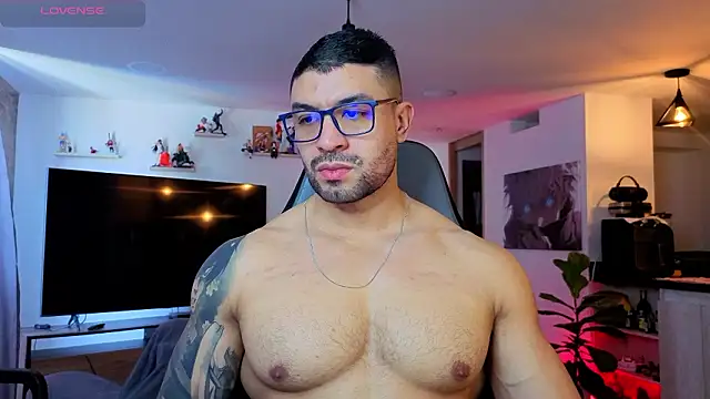 Snapshot of Michael_Diamond chatting on March 2026 06:25:02 PM Michael Diamond online show from March 2026 06:25:02 PM