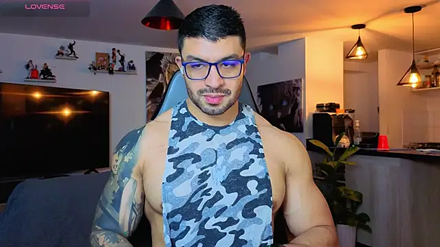 Snapshot of Michael_Diamond chatting on April 2026 02:34:01 AM Michael Diamond online show from April 2026 02:34:01 AM