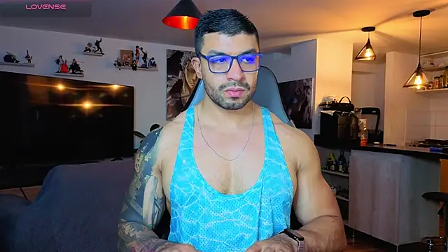 Snapshot of Michael_Diamond chatting on April 2026 03:41:01 AM Michael Diamond online show from April 2026 03:41:01 AM