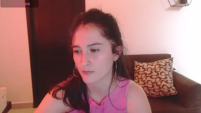 Snapshot of AlissonnFoxx chatting on February 2025 05:53:01 AM AlissonnFoxx online show from February 2025 05:53:01 AM