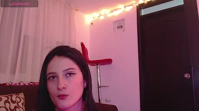 Snapshot of AlissonnFoxx chatting on March 2025 01:58:01 AM AlissonnFoxx online show from March 2025 01:58:01 AM