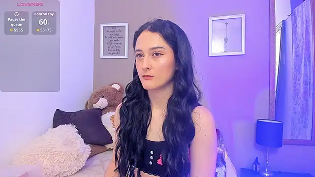 Snapshot of AlissonnFoxx chatting on January 2026 08:43:01 PM AlissonnFoxx online show from January 2026 08:43:01 PM