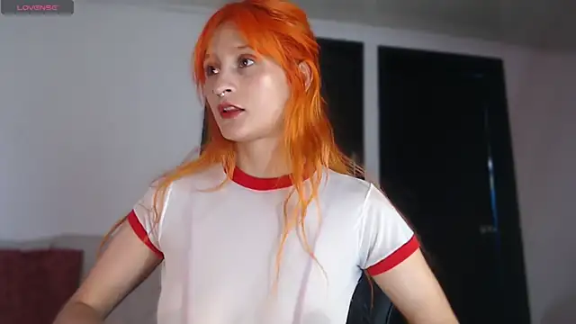 skinny Raven online show from July 2026 10:01:02 PM