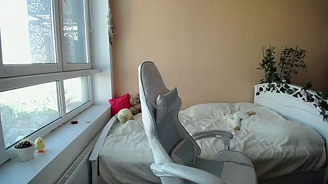 Snapshot of MissLinaDream chatting on September 2025 02:06:02 PM MissLinaDream online show from September 2025 02:06:02 PM