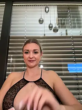 Bella-Tight online show from March 2026 08:20:02 AM