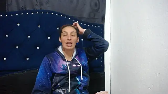 anyu1306 online show from December 2024 07:15:02 AM