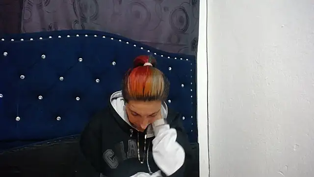 anyu1306 online show from December 2024 12:22:01 PM