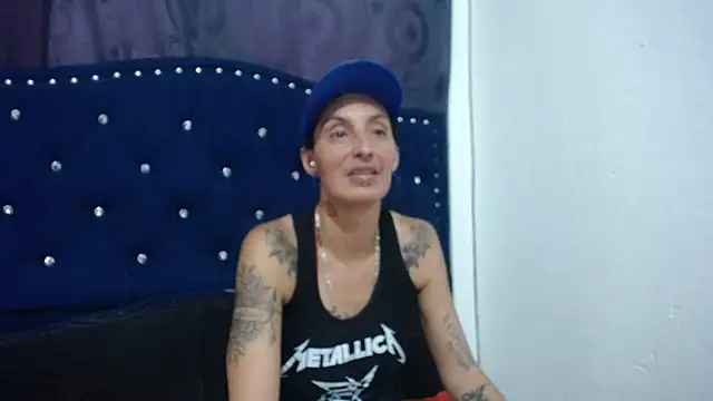 anyu1306 online show from December 2024 07:11:02 PM